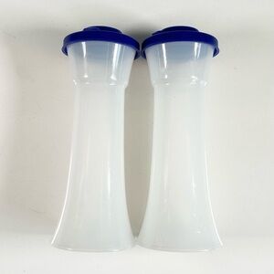 Tupperware Large Hourglass Salt and Pepper Shakers with Blue Lids 718